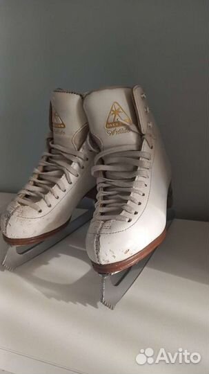 Фигурные коньки jackson
