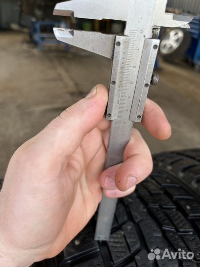 Dunlop SP Winter Ice 01 225/55 R18 98T