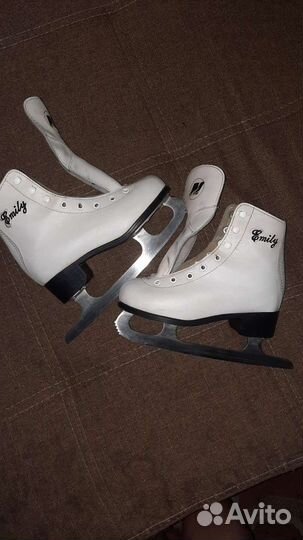 Коньки фигурные
