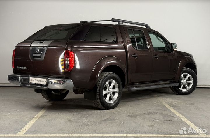 Nissan Navara 3.0 AT, 2012, 124 116 км