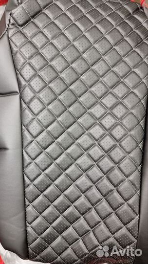 Чехлы на Vesta