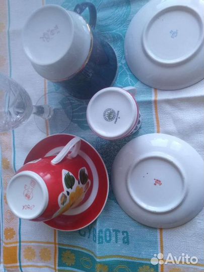 Бокалы, Сливочник, блюдца, стакан