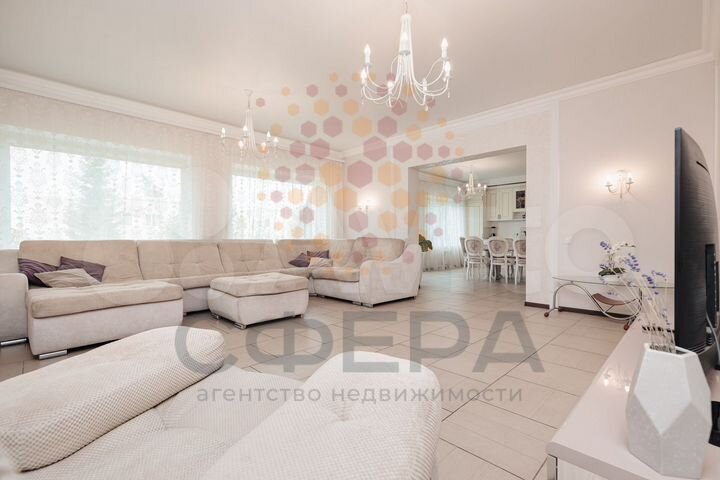 Коттедж 265,4 м² на участке 10 сот.