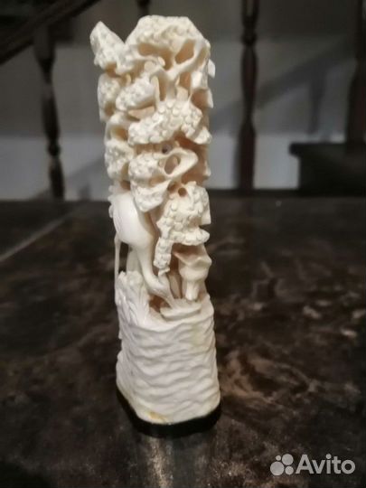 Поделка из кости