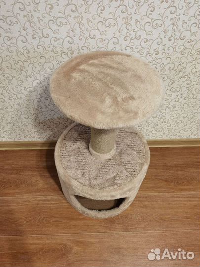 Домик для кошки с когтеточкой