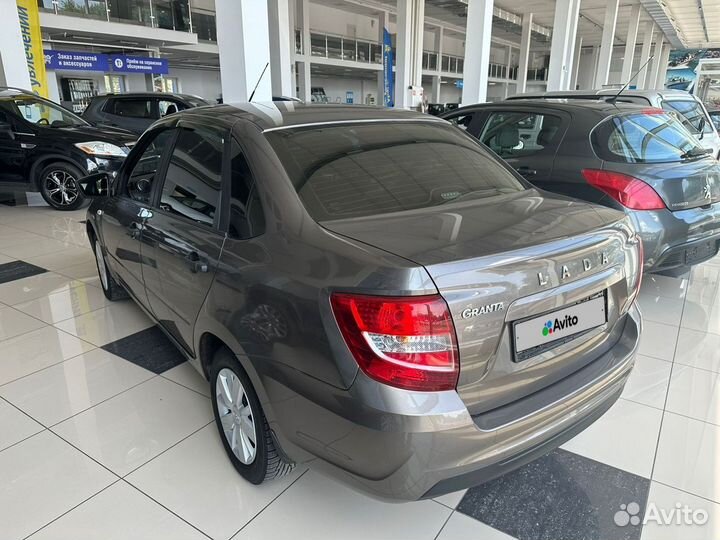 LADA Granta 1.6 МТ, 2019, 60 659 км