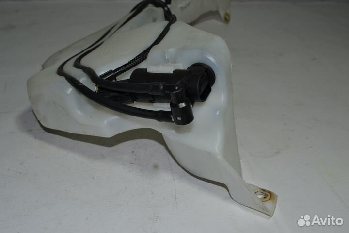 Бачок омывателя в сборе Ford Focus 2