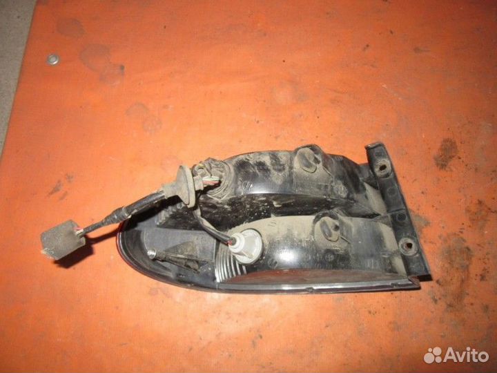 Фонарь задний правый Chevrolet Lanos