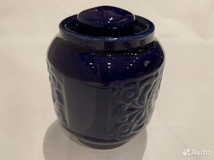 Фарфор на добор чайница,сахарница,солонка,лимоница