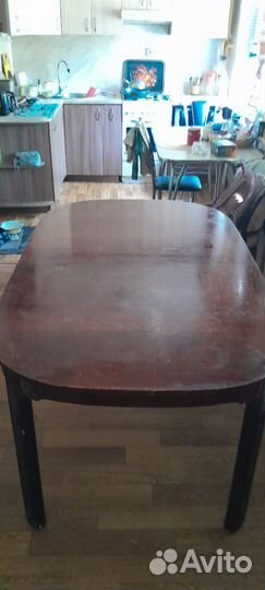 Стол из красного дерева(массив)