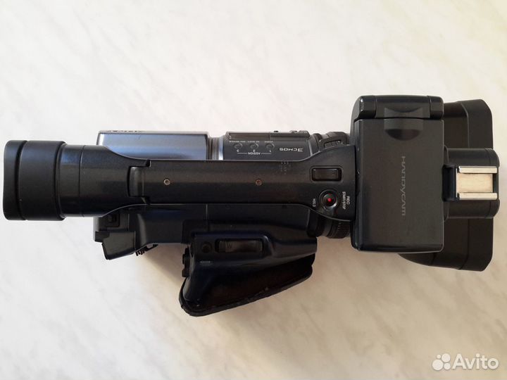 Sony DCR-VX2100E / DCR-VX2200E