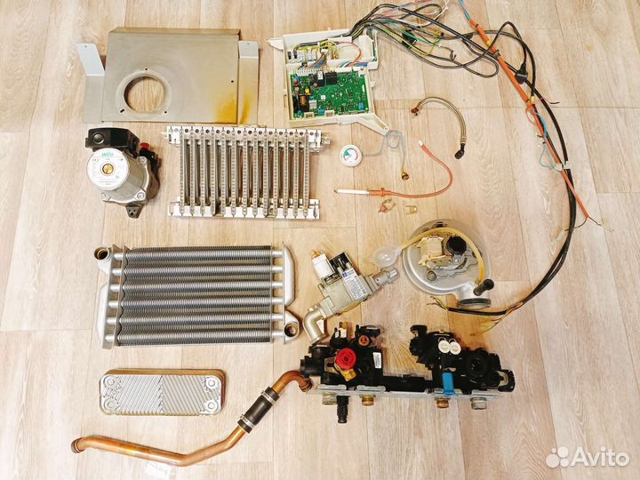 Котел Baxi fourtech в разборе