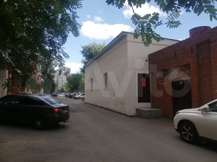 Помещение 168 м² в отдельностоящем здании