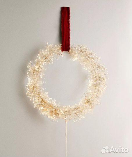 Декоративный новогодний венок Zara (Новый)