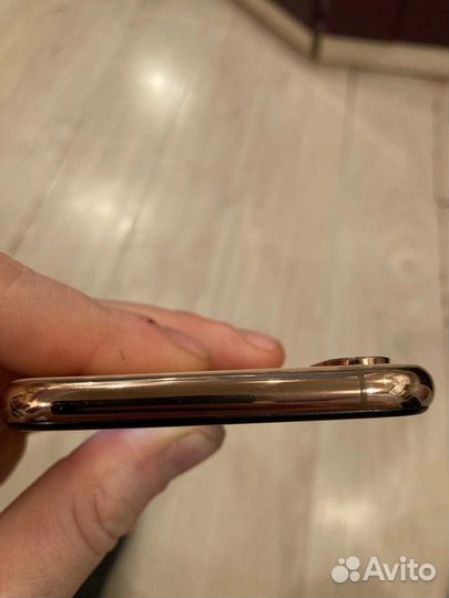 iPhone Xs, 64 ГБ