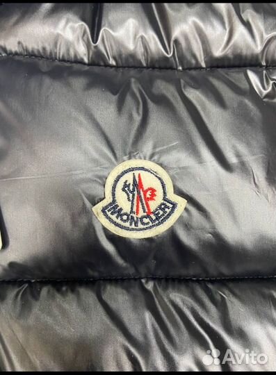 Жилетка Moncler