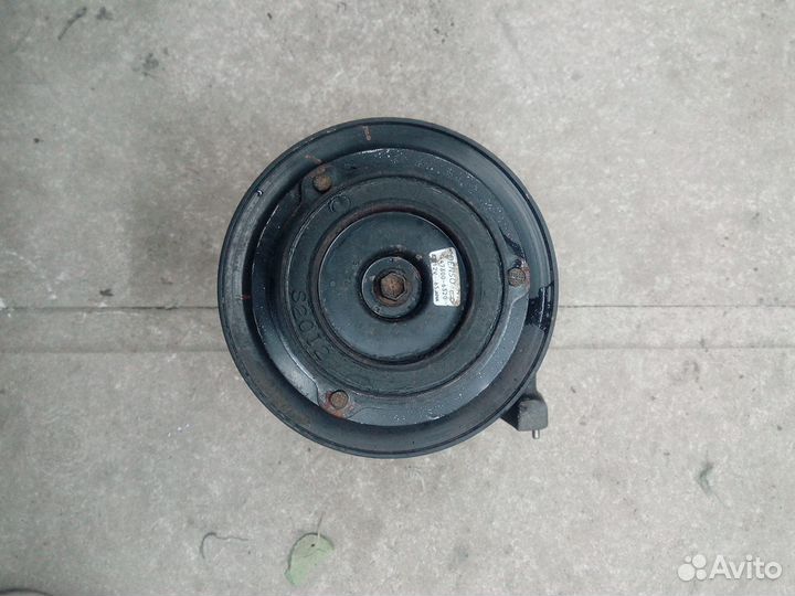 Компрессор кондиционера Toyota lite ace