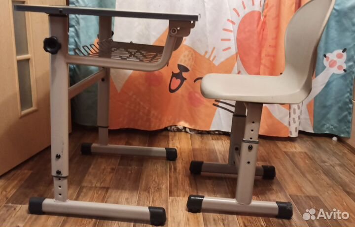 Растущая парта и стул