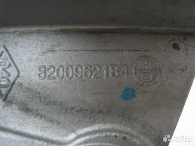 Насос водяной (помпа) Renault Sandero Stepway