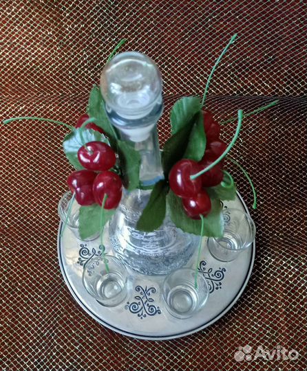 Подставка под рюмки и графин, СССР