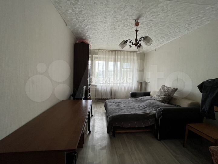 2-к. квартира, 43 м², 3/5 эт.