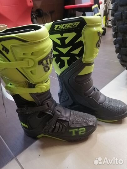 Мотоботы новые 40 р-р