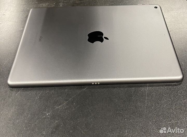 iPad А2270 32gb 8-го поколения