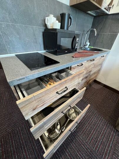 Квартира-студия, 30,4 м², 7/10 эт.