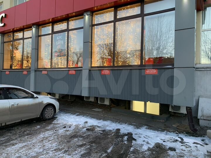 Офисное посещение 400 м², габ