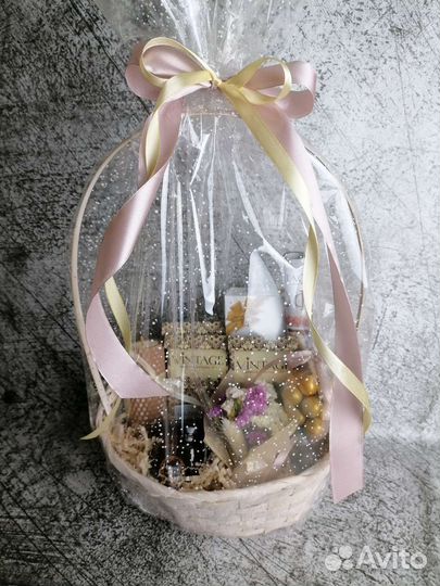 Подарочная корзина учителю или воспитателю