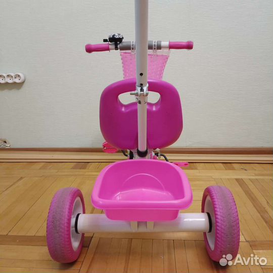 Трехколесный велосипед