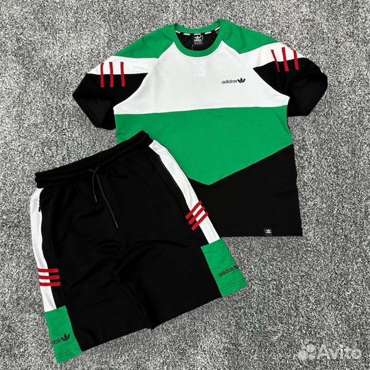 Комбо Adidas Originals Шорты и Футболка