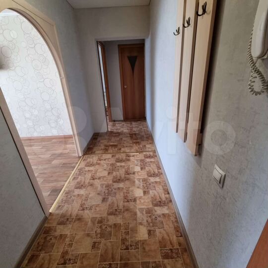 2-к. квартира, 52 м², 4/9 эт.
