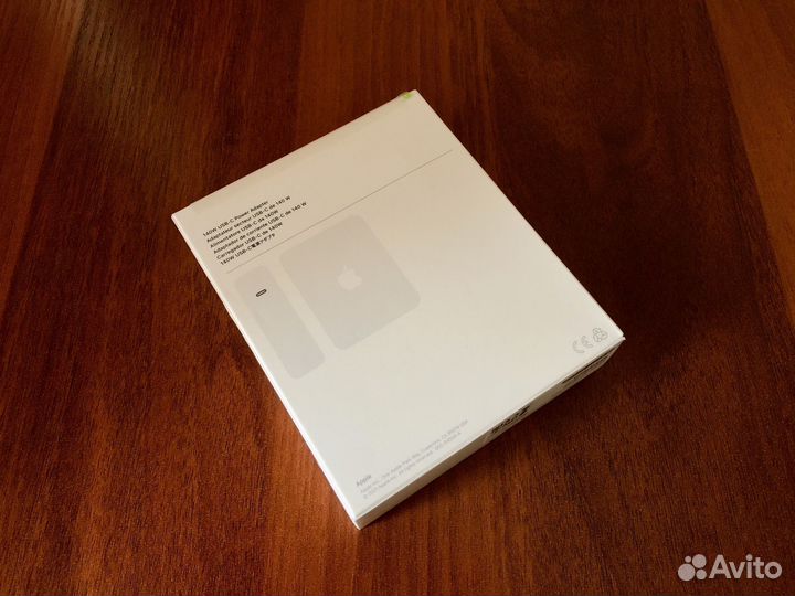 Apple 140W USB-C Power Adapter