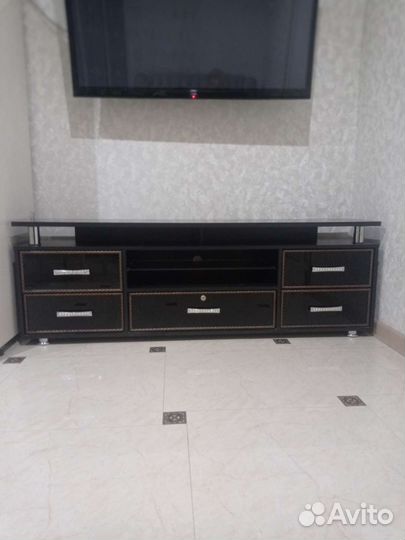 Тумба под телевизор