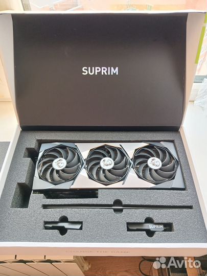 Видеокарта RTX 3070 MSI Suprim X