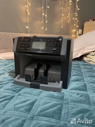 Машинка для счета денег