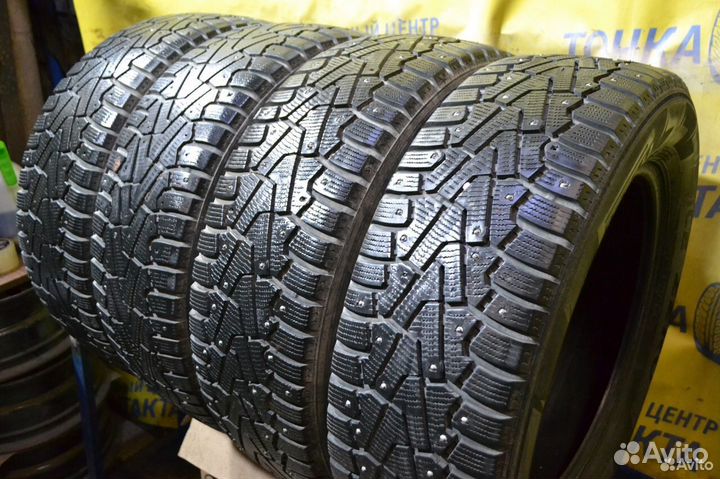 Pirelli Ice Zero 215/65 R17