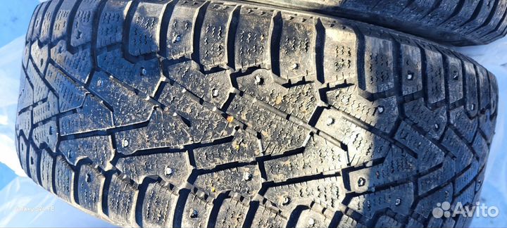 Pirelli Ice Zero 205/55 R16