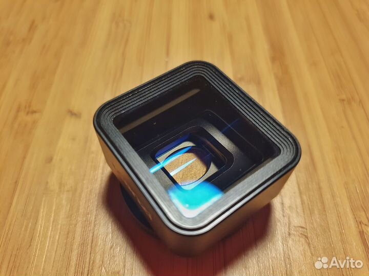 Анаморфотный объектив для смартфона