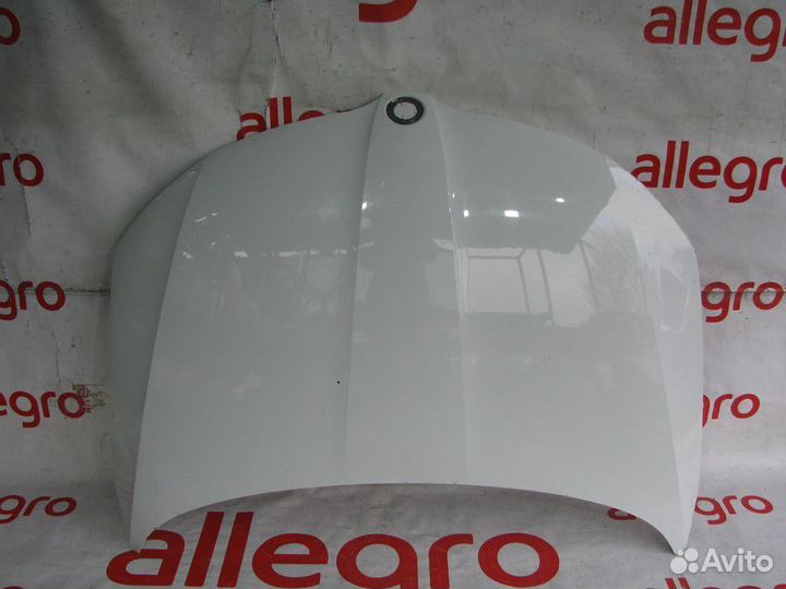 Skoda Rapid капот передний 2012+