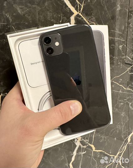 iPhone 11, 64 ГБ
