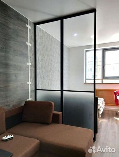 Стеклянная перегородка лофт