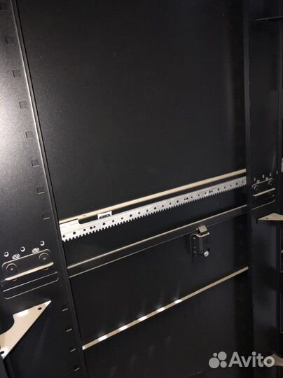 Серверный Шкаф APC AR3150