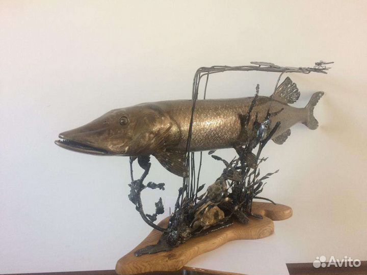 Рыба из металла