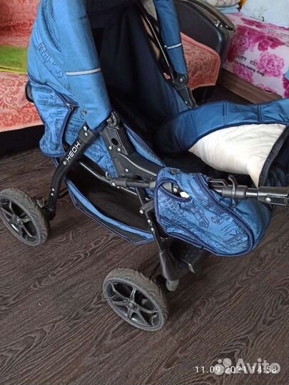 Коляска. детская универсальная