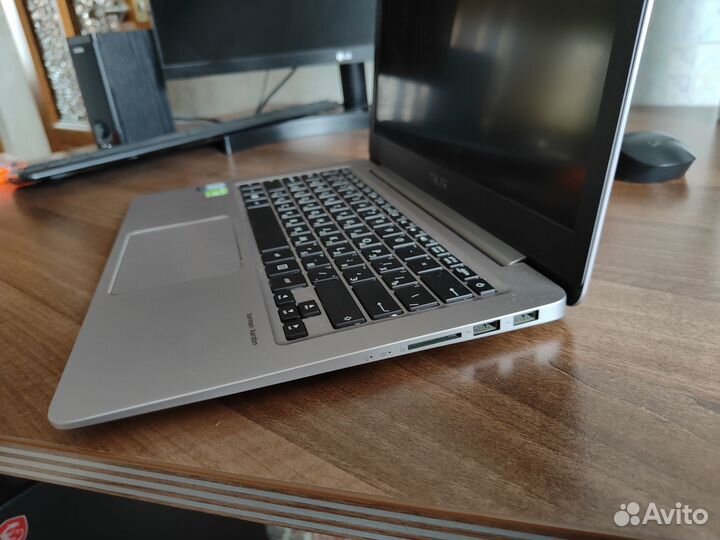 Ноутбук Asus ZenBook 13