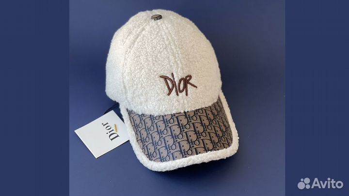 Меховая зимняя кепка бейсболка модная женская