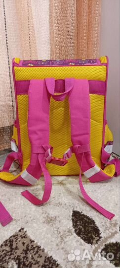 Школьный рюкзак