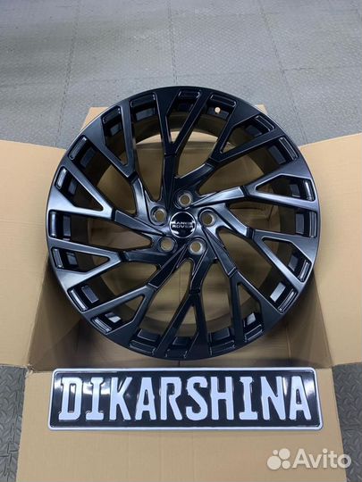 Диски на Audi Q8 Ауди Ку8 R22
